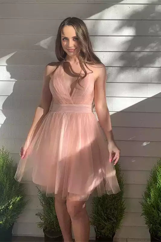 Classic and elegant chiffon A-line silhouette, deep V-neck hanging collar, pleated Homecoming Dresses